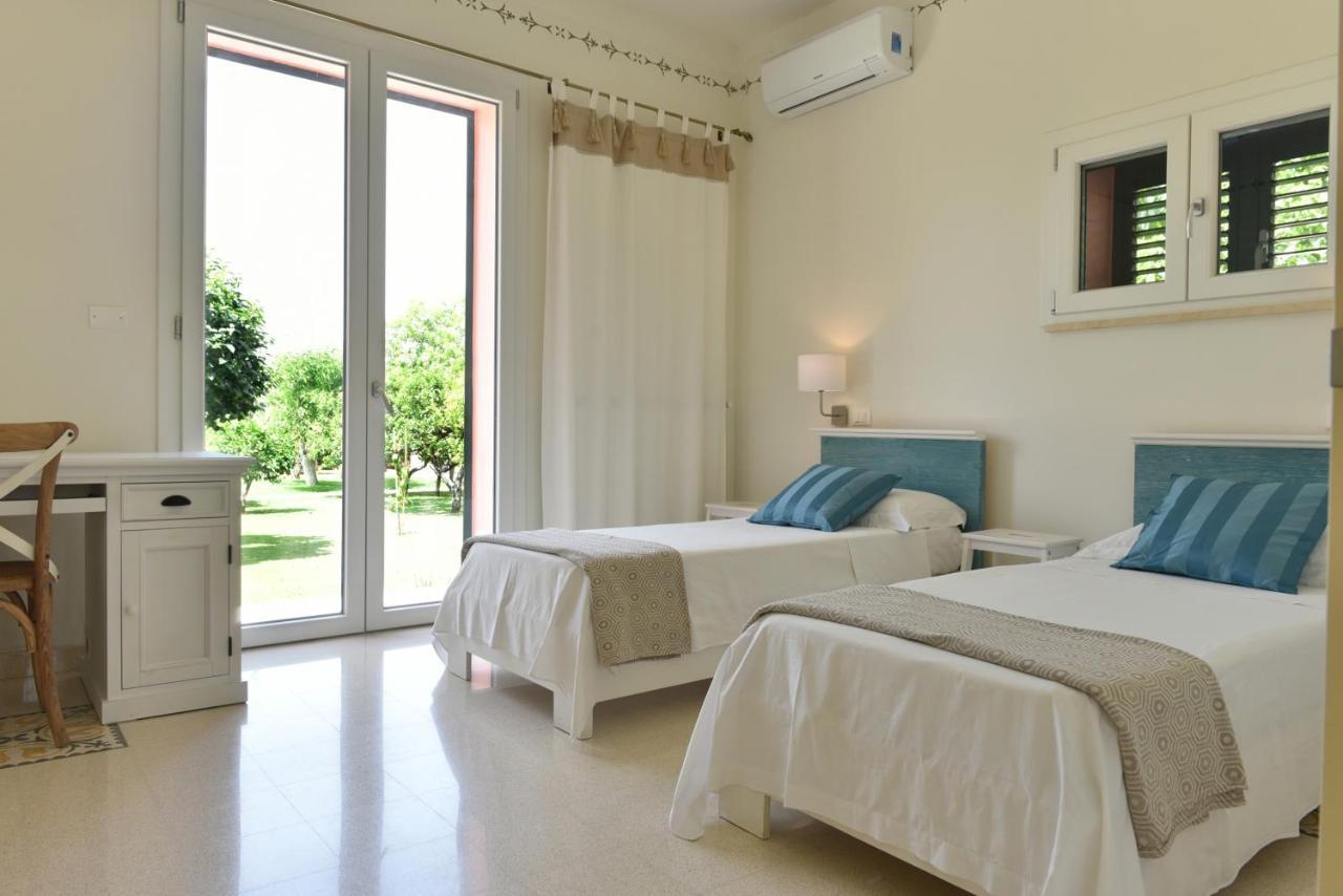 Villa Sirgole Rosa With Pool, Galatina Cutrofiano Eksteriør billede