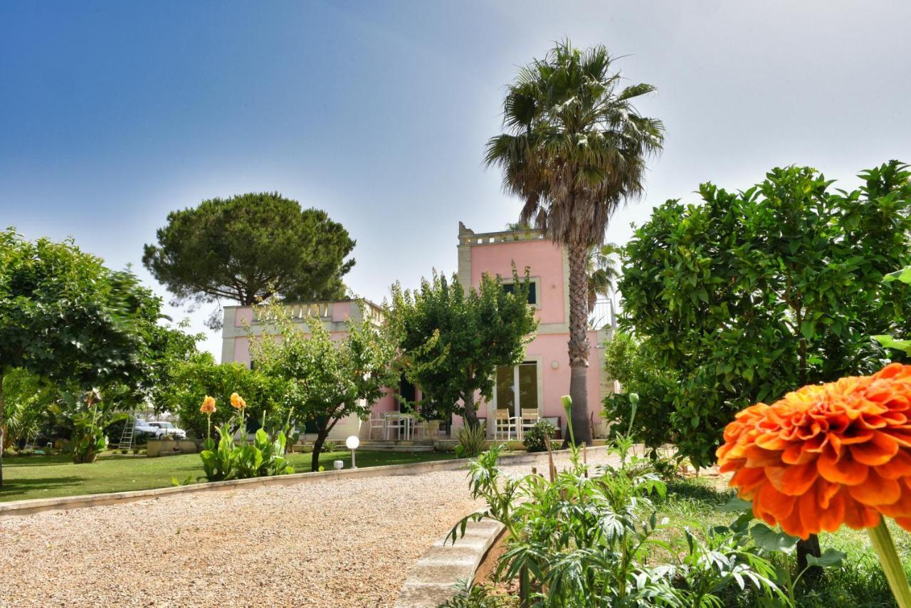 Villa Sirgole Rosa With Pool, Galatina Cutrofiano Eksteriør billede