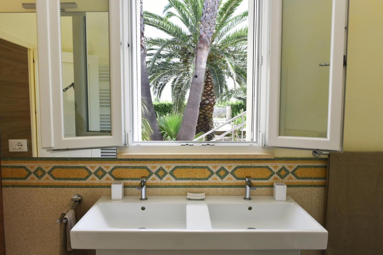 Villa Sirgole Rosa With Pool, Galatina Cutrofiano Eksteriør billede