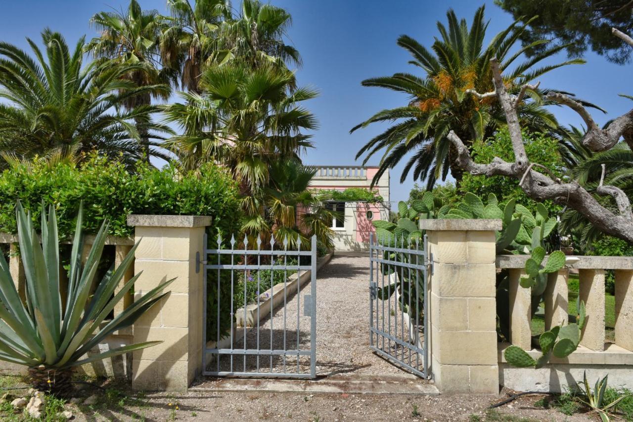 Villa Sirgole Rosa With Pool, Galatina Cutrofiano Eksteriør billede