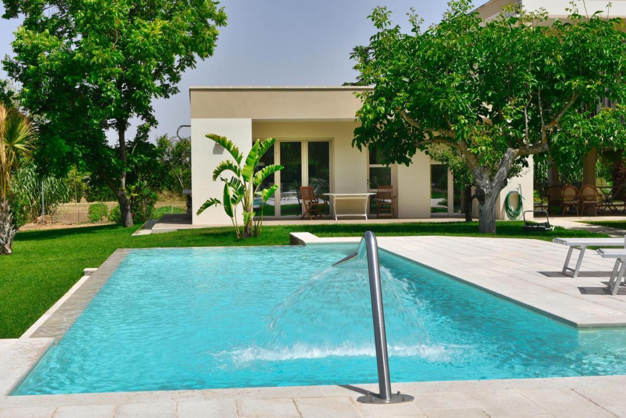 Villa Sirgole Rosa With Pool, Galatina Cutrofiano Eksteriør billede